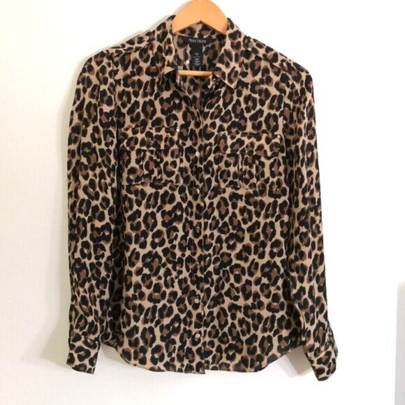 White House Black Market Tops - WHBM 100% Silk Leopard Print Button Down Shirt Size‎ 2